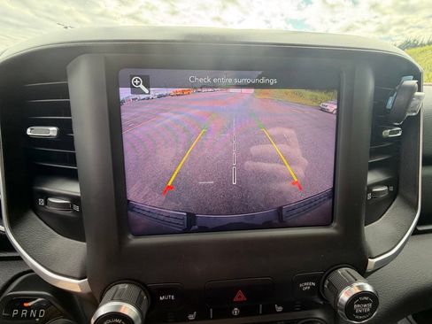 Used 2021 RAM 1500 Big Horn AWD/4WD image 25