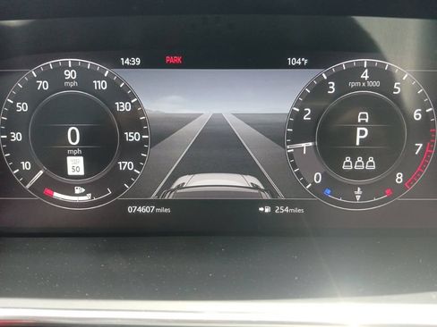 Used 2019 Land Rover Range Rover Sport Supercharged AWD/4WD image 23