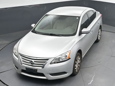 Used 2013 Nissan Sentra S image 22