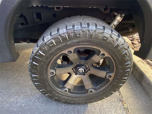 Used 2018 Ford F150 Lariat w/ Trailer Tow Package image 9