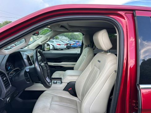 Used 2019 Ford Expedition Max Platinum AWD/4WD image 17