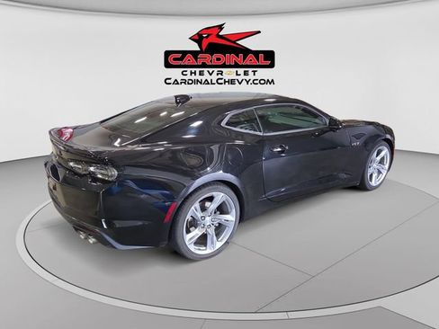 Used 2022 Chevrolet Camaro LT w/ RS Package RWD image 3