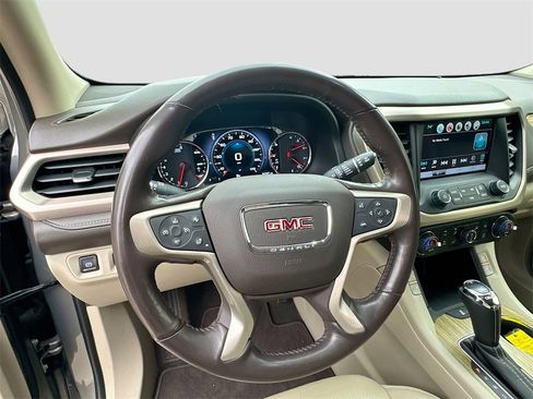 Used 2019 GMC Acadia Denali w/ Technology Package image 11