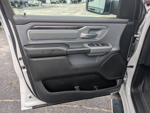 Used 2022 RAM 1500 Big Horn AWD/4WD image 10