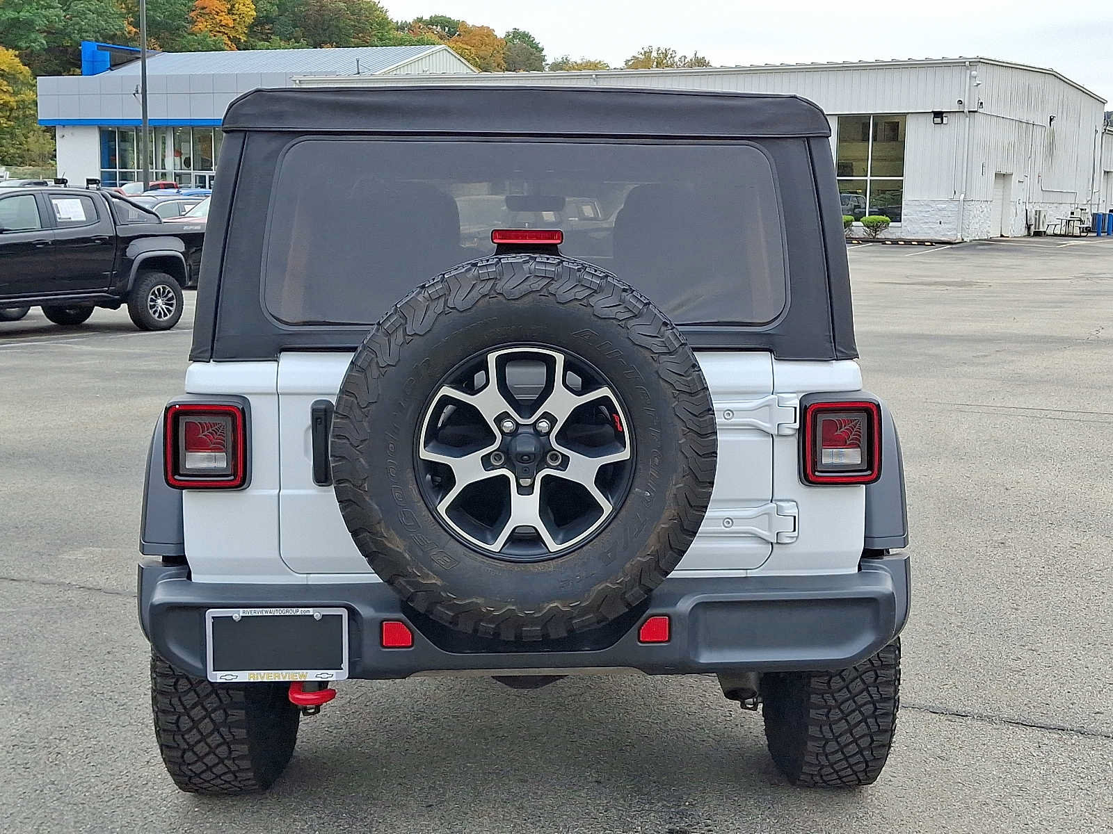 Used 2022 Jeep Wrangler Unlimited Rubicon w/ Cold Weather Group AWD/4WD image 5