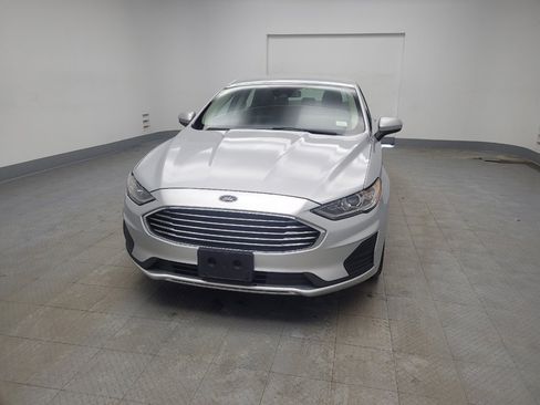 Used 2019 Ford Fusion SE image 15