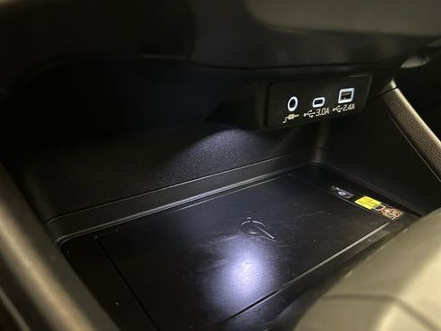 Used 2024 Subaru Crosstrek 2.5i Limited image 28