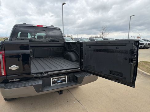 Used 2025 Ford F150 King Ranch w/ FX4 Off-Road Package image 6