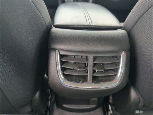 Used 2023 Chevrolet Malibu LT image 33