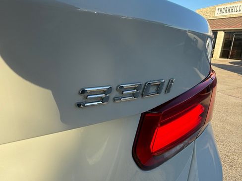 Used 2017 BMW 330i I image 12