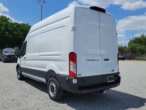 New 2026 Ford Transit 250 148 High Roof RWD image 8