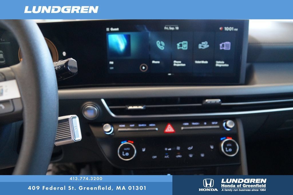Used 2025 Hyundai Sonata SEL FWD image 24