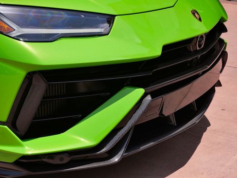 Used 2023 Lamborghini Urus Performante AWD/4WD image 21