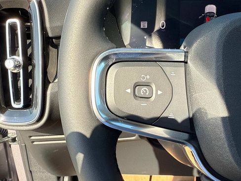 New 2026 Volvo XC40 B5 Plus w/ Climate Package image 30