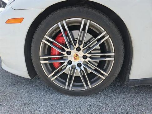 Used 2015 Porsche Panamera GTS AWD/4WD image 11
