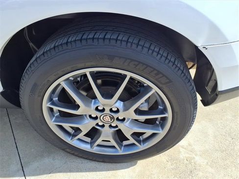 Used 2015 Cadillac SRX Performance w/ Driver Awareness Package image 19