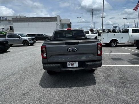 Used 2025 Ford Ranger XLT w/ Equipment Group 301A High RWD image 8