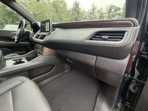 Used 2021 Chevrolet Suburban High Country AWD/4WD image 28