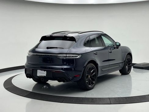 Used 2022 Porsche Macan GTS image 9