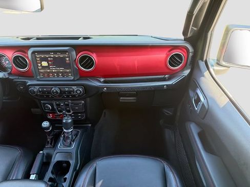 Used 2021 Jeep Wrangler Unlimited Rubicon AWD/4WD image 18