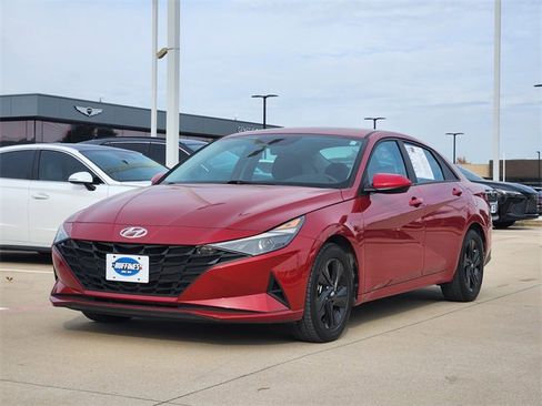 Certified 2023 Hyundai Elantra SEL w/ Cargo Package image 2