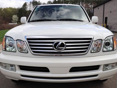 Used 2007 Lexus LX 470 4WD image 3