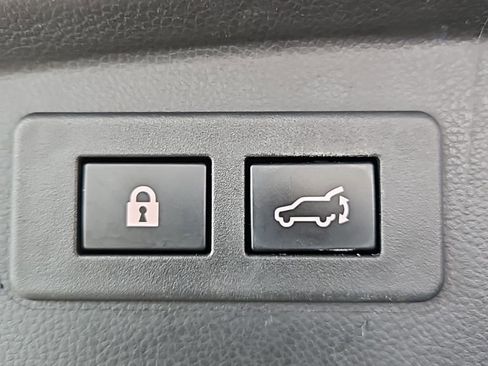 Used 2022 Subaru Outback Limited AWD/4WD image 20