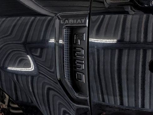 Used 2019 Ford F250 Lariat w/ Lariat Ultimate Package AWD/4WD image 53
