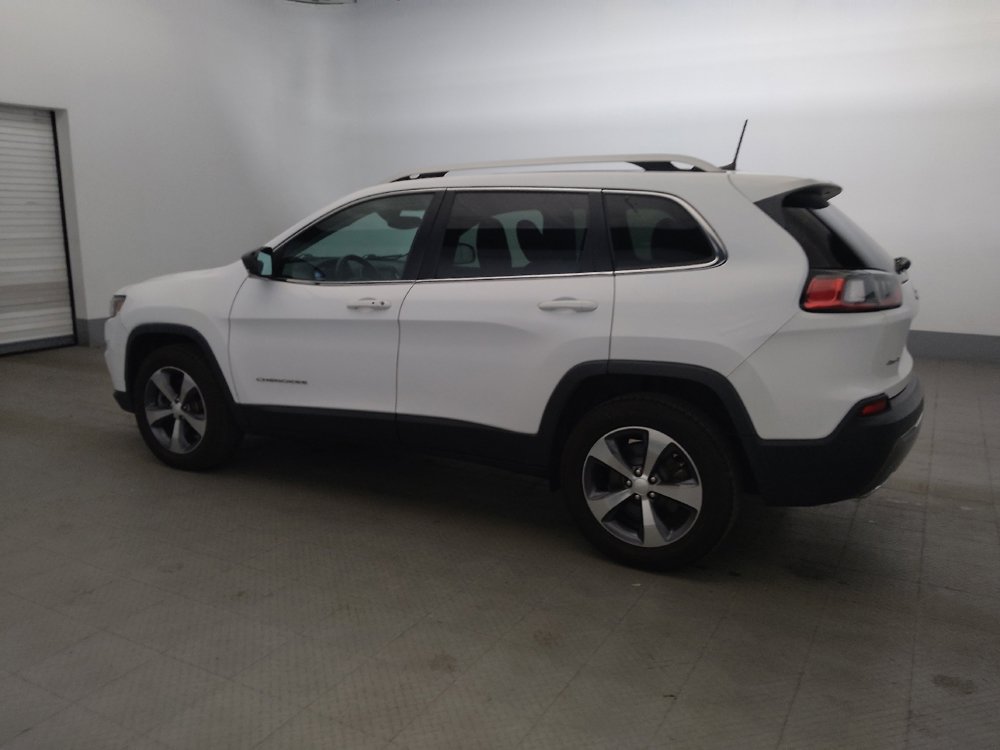 Used 2019 Jeep Cherokee Limited AWD/4WD image 3