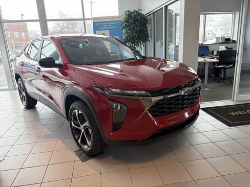 New 2026 Chevrolet Trax RS w/ Driver Confidence Package image 1