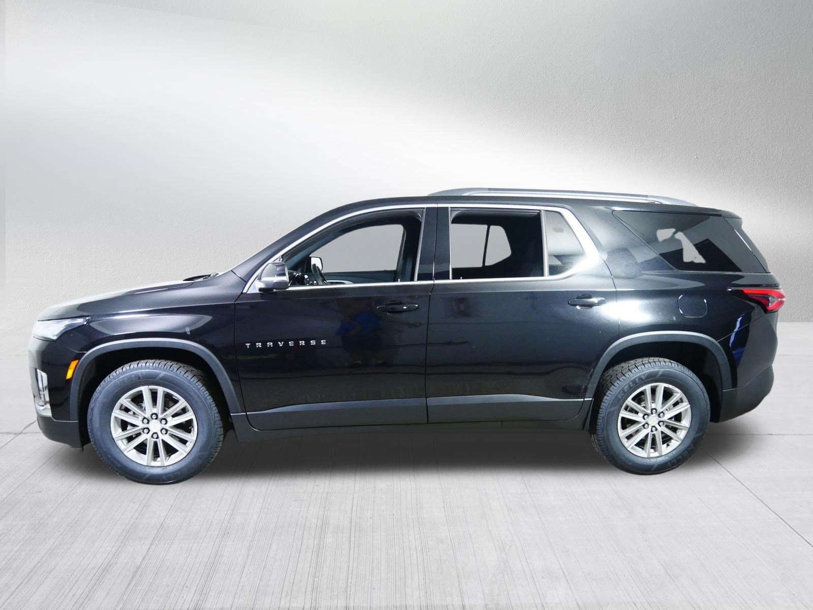 Used 2023 Chevrolet Traverse LT AWD/4WD image 4