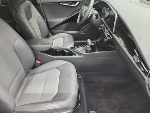 Used 2023 Kia Niro EX Touring FWD image 18