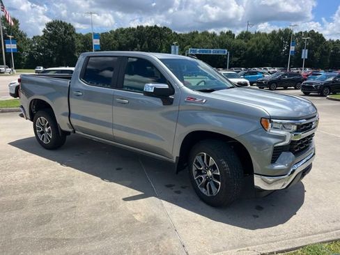 New 2026 Chevrolet Silverado 1500 LT w/ Z71 Off-Road Package AWD/4WD image 13