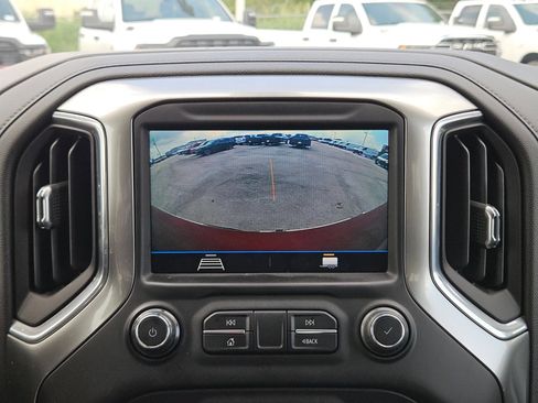 Used 2021 Chevrolet Silverado 1500 LT RWD image 18