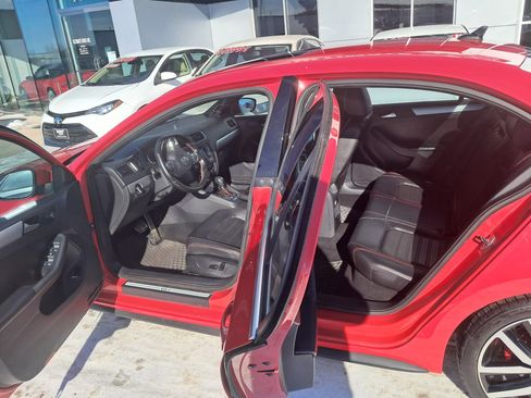 Used 2013 Volkswagen Jetta GLI Autobahn image 5