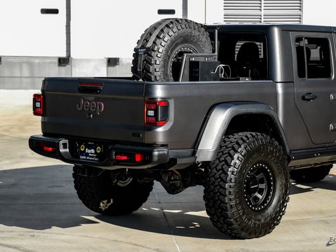 Used 2020 Jeep Gladiator Rubicon image 15