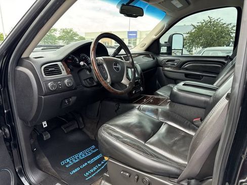 Used 2011 GMC Sierra 2500 Denali AWD/4WD image 10