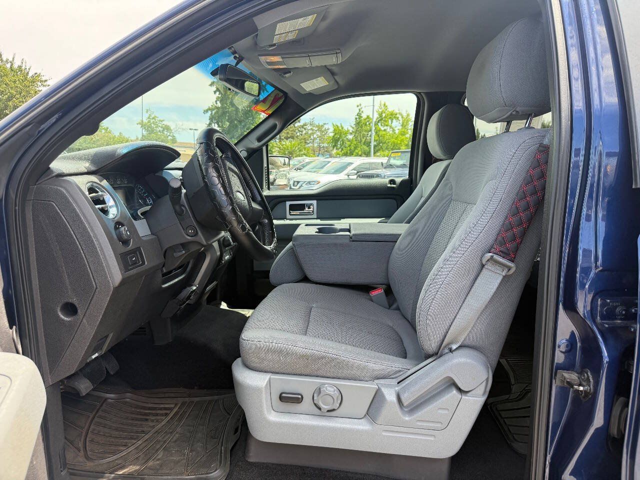 Used 2012 Ford F150 XLT w/ XLT Convenience Pkg RWD image 10