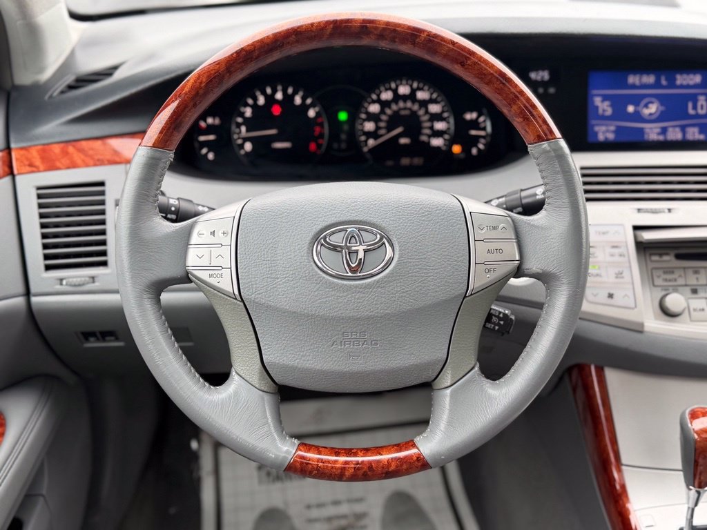 Used 2007 Toyota Avalon XL FWD image 30