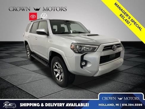 Used 2023 Toyota 4Runner TRD Off-Road image 1