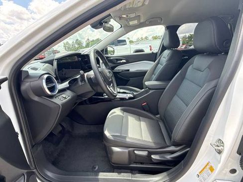 Used 2026 Chevrolet Trax LT w/ Driver Confidence Package FWD image 21