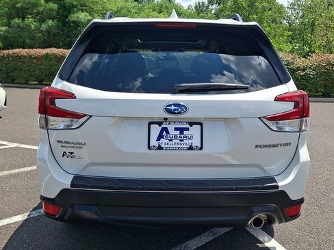 Certified 2023 Subaru Forester Limited AWD/4WD image 5