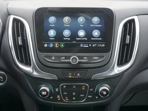 Used 2022 Chevrolet Equinox LT image 12