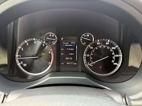 Used 2022 Lexus GX 460 Premium w/ Premium Plus Package AWD/4WD image 30