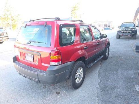 Used 2007 Ford Escape XLS image 8