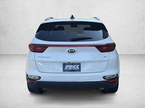Used 2022 Kia Sportage EX AWD/4WD image 7