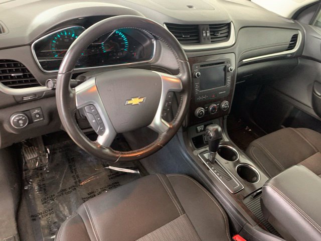 Used 2017 Chevrolet Traverse LT AWD/4WD image 16