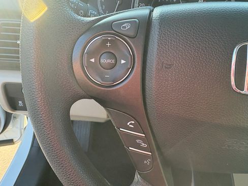 Used 2014 Honda Accord EX image 14