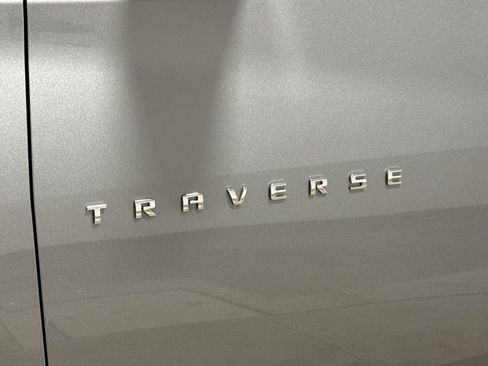 Used 2023 Chevrolet Traverse LT w/ LPO, Floor Liner Package AWD/4WD image 26