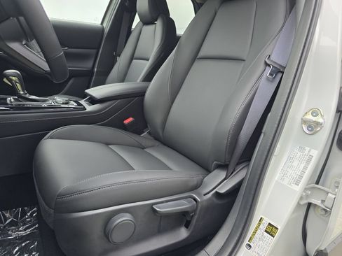 Used 2025 MAZDA CX-30 AWD 2.5 S w/ Select Sport Pkg image 7